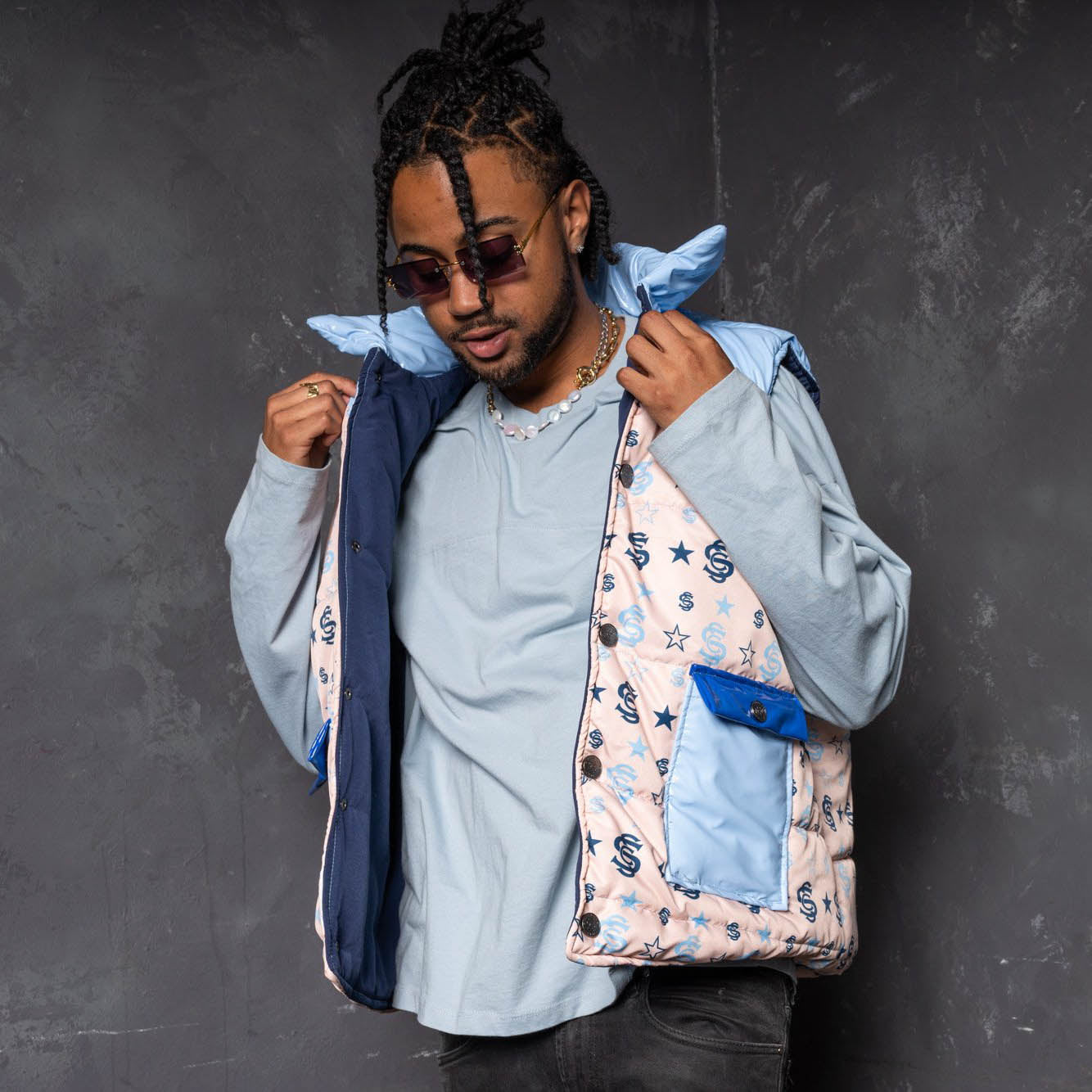 STAR STATUS MONOGRAM VEST (LIMITED EDITION)