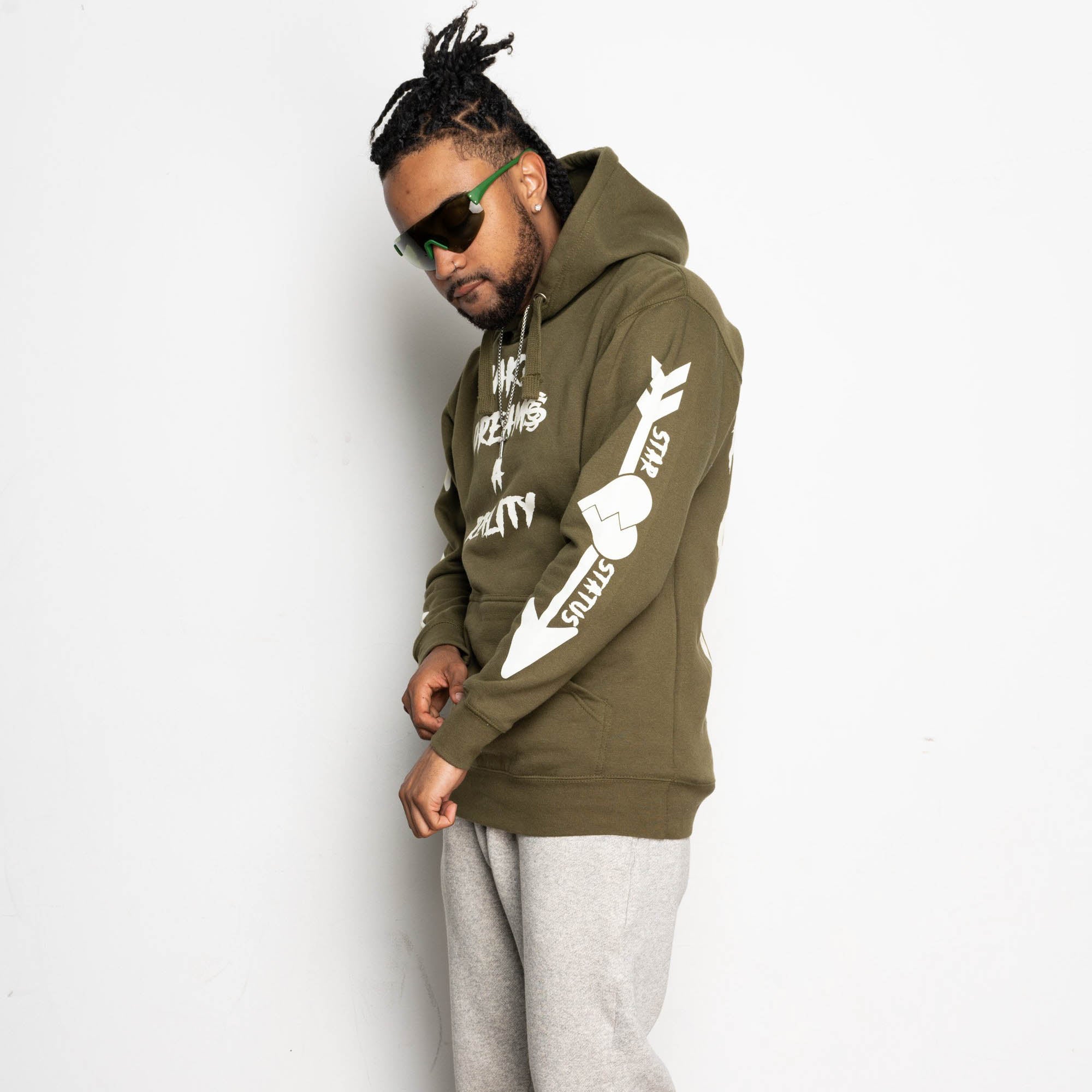 "PARIS DREAM" HOODIE (OLIVE)